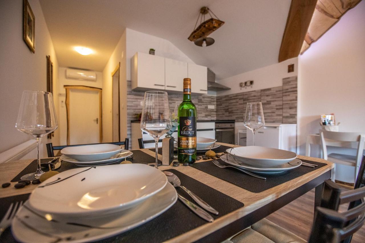 Apartman Mila Josipdol Exterior photo